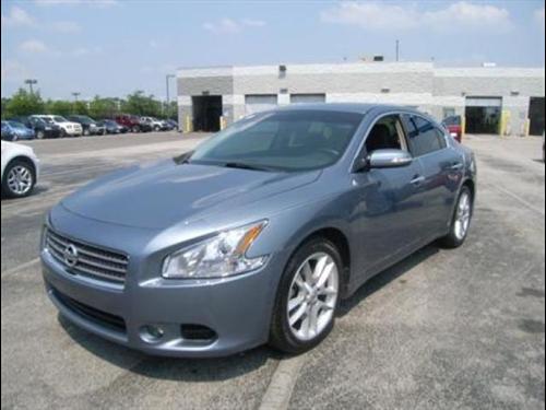 Nissan Maxima 2010 photo 1