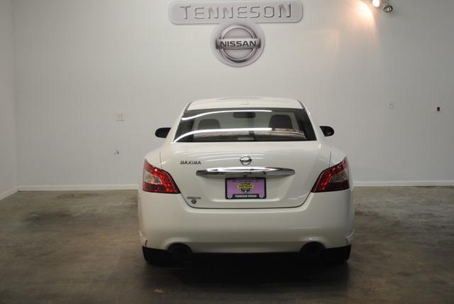 Nissan Maxima 2010 photo 19