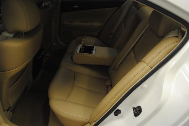 Nissan Maxima 2010 photo 27