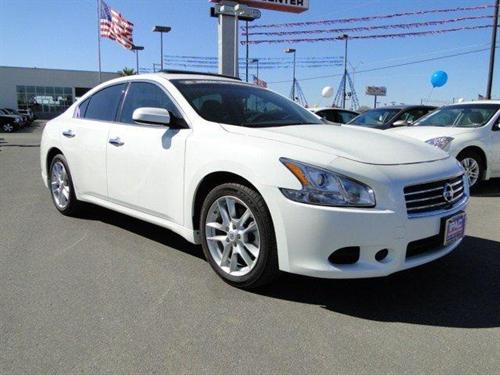 Nissan Maxima Supercab 139 XLT 4WD Other