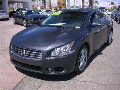 Nissan Maxima 2010 photo 1