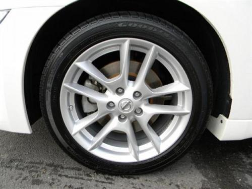 Nissan Maxima 2010 photo 2