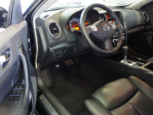 Nissan Maxima 2010 photo 2