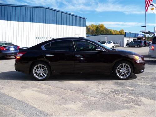 Nissan Maxima 2010 photo 1