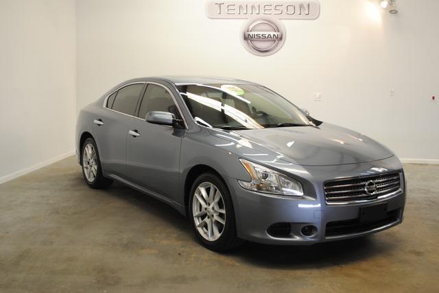 Nissan Maxima 2010 photo 2