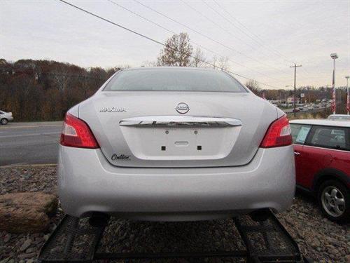 Nissan Maxima 2010 photo 1