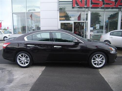 Nissan Maxima 2010 photo 1