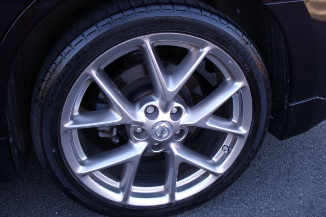 Nissan Maxima 2010 photo 1