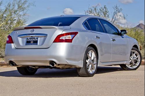 Nissan Maxima 2010 photo 2