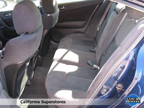 Nissan Maxima 2010 photo 2