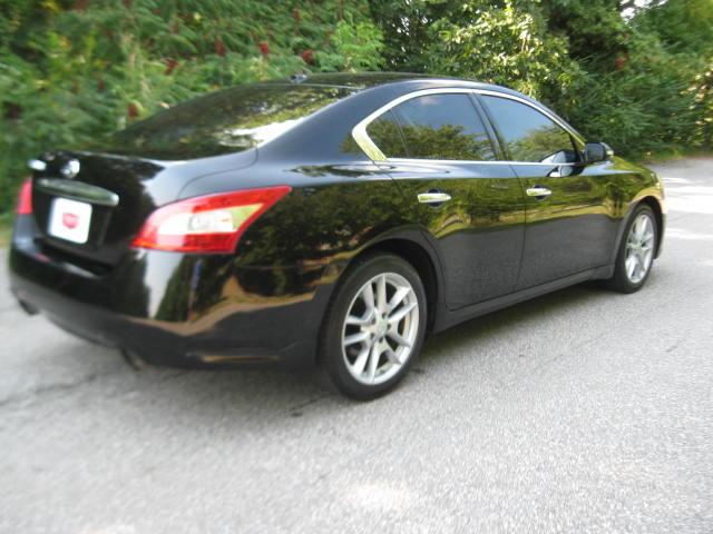 Nissan Maxima 2010 photo 3