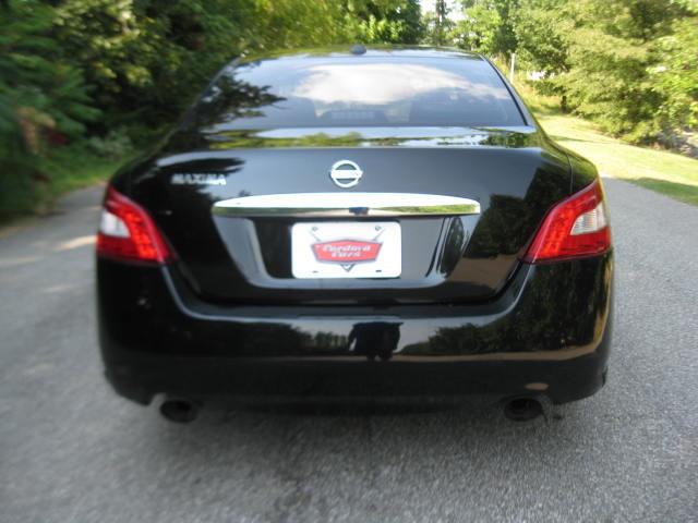 Nissan Maxima 2010 photo 4