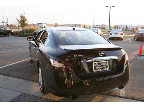 Nissan Maxima 2010 photo 2