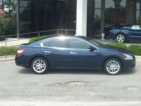 Nissan Maxima 2010 photo 1