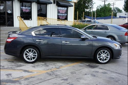 Nissan Maxima 2010 photo 4