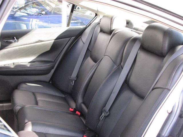 Nissan Maxima 2010 photo 4
