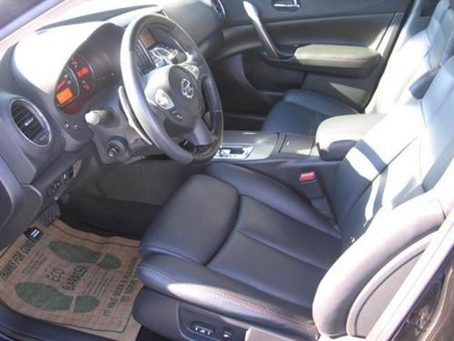 Nissan Maxima 2010 photo 4