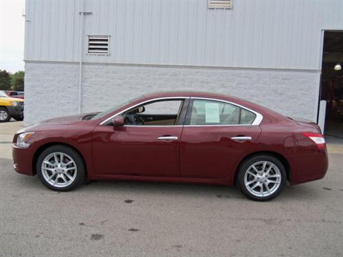 Nissan Maxima XR Other