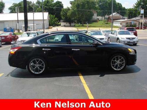 Nissan Maxima 2010 photo 5