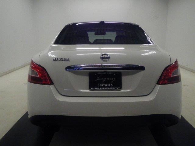 Nissan Maxima 2010 photo 3