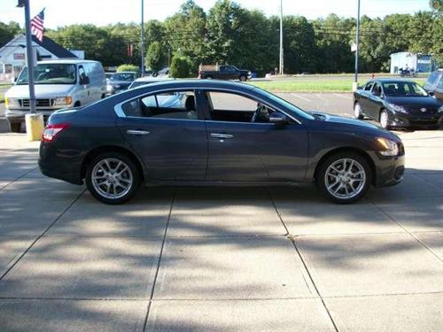 Nissan Maxima XR Other