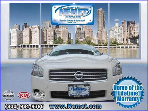 Nissan Maxima 2010 photo 4