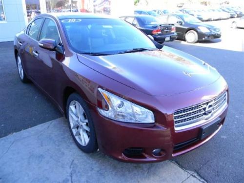 Nissan Maxima 2010 photo 2