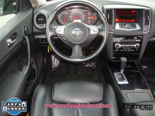 Nissan Maxima 2010 photo 1
