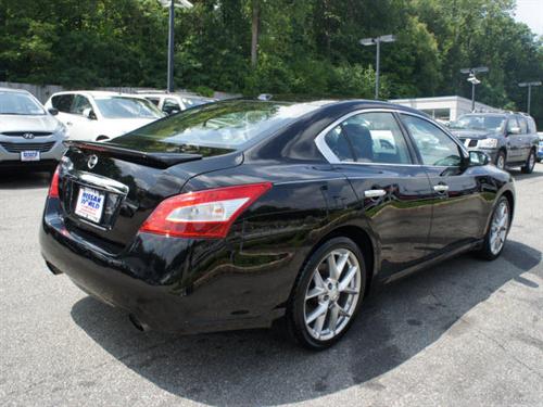 Nissan Maxima 2010 photo 1