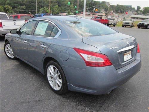 Nissan Maxima XR Other