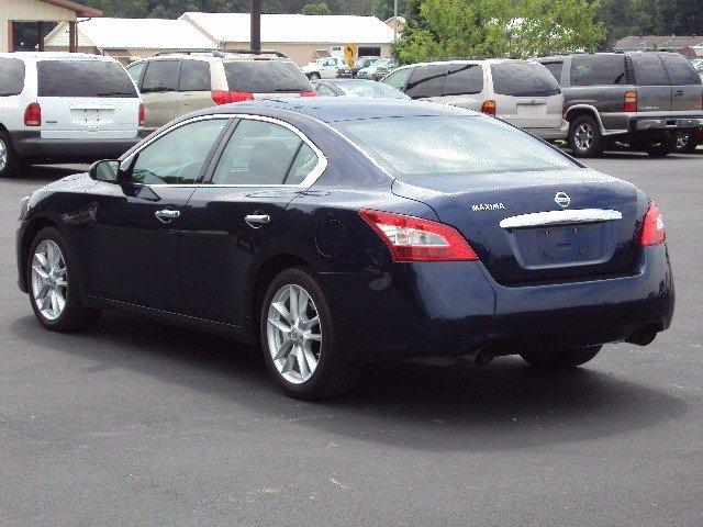 Nissan Maxima 2010 photo 4