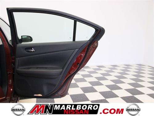 Nissan Maxima 2010 photo 1