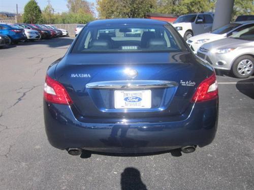 Nissan Maxima 2010 photo 1