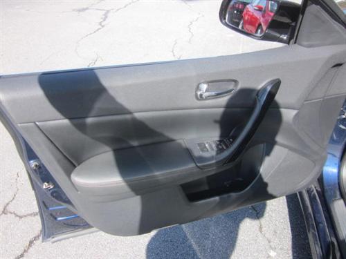 Nissan Maxima 2010 photo 2