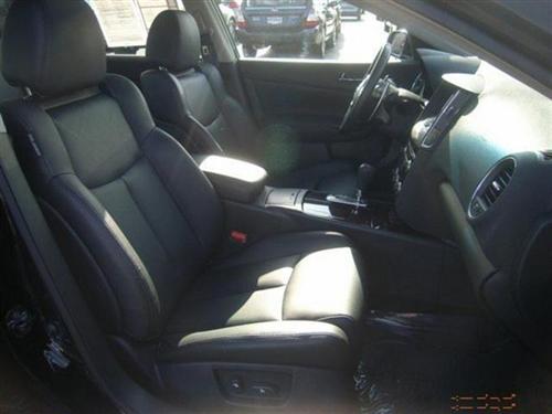 Nissan Maxima 2010 photo 2