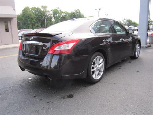Nissan Maxima XR Other