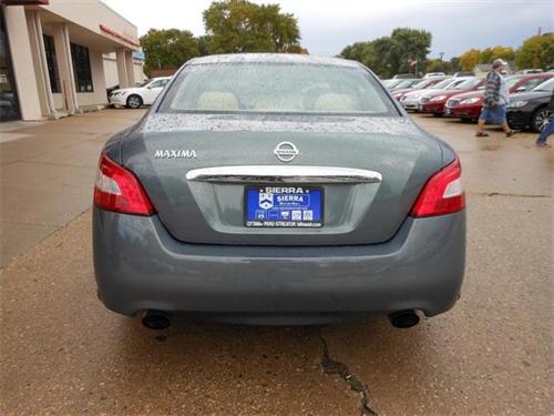 Nissan Maxima 2010 photo 4