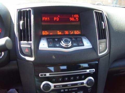 Nissan Maxima 2010 photo 1