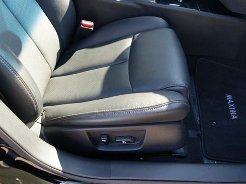 Nissan Maxima 2010 photo 3