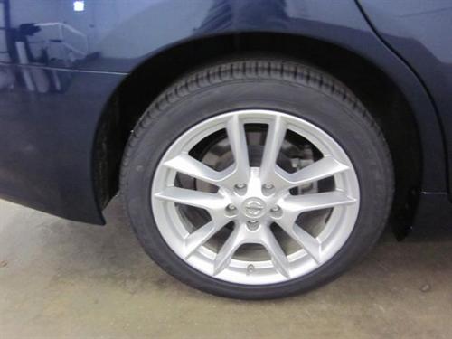 Nissan Maxima 2010 photo 2