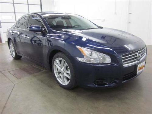 Nissan Maxima 2010 photo 4