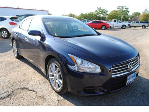 Nissan Maxima 2010 photo 1