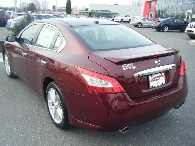 Nissan Maxima 2011 photo 4