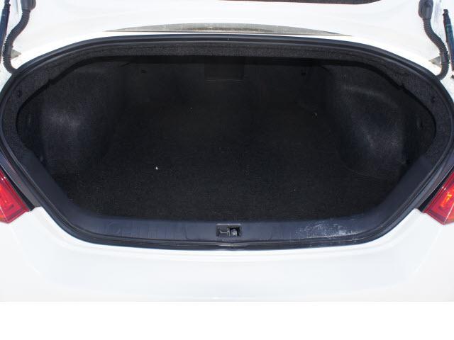 Nissan Maxima 2011 photo 2