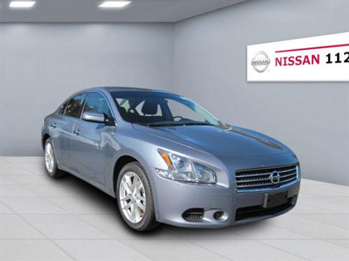 Nissan Maxima 2011 photo 1