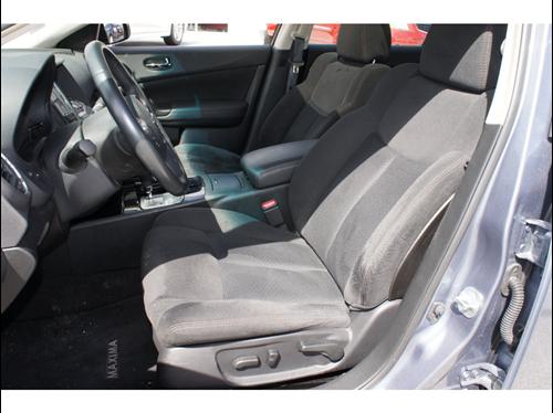 Nissan Maxima XR Other