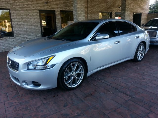 Nissan Maxima 2011 photo 4