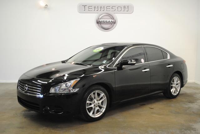 Nissan Maxima 2011 photo 2
