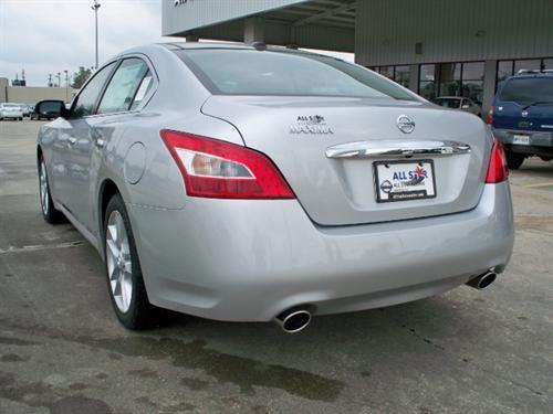 Nissan Maxima 2011 photo 4