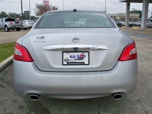 Nissan Maxima 2011 photo 5
